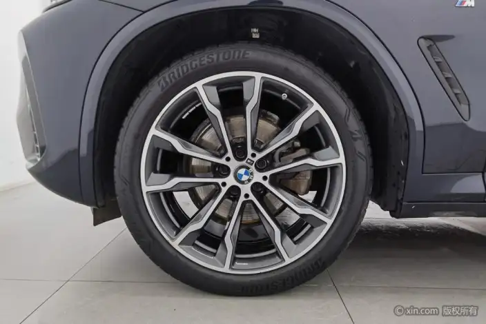 BMW X3 2022 Model xDrive30i Leading Model M Night Set – фото 7