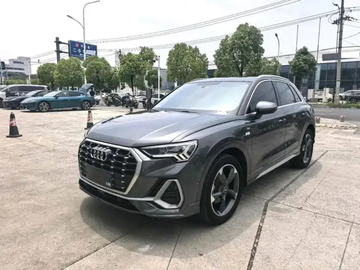 AUDI Q3 2022 Model 35 TFSI Fashion Dynamic Model – фото 1