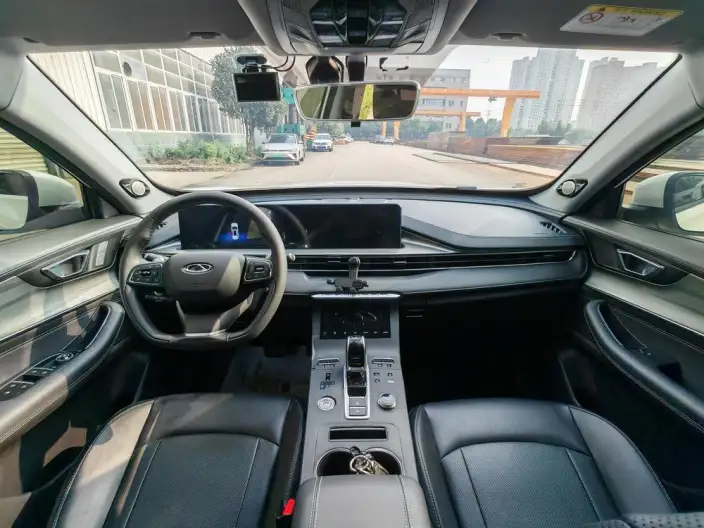 Chery Tiggo 8 PLUS 2022 Model 290TGDI DCT Pride Edition – фото 7