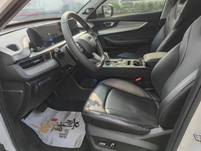 Chery Tiggo 8 PLUS 2022 Model 290TGDI DCT Pride Edition – фото 8