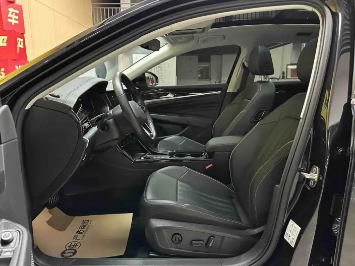 Volkswagen Passat 2023 Model 330TSI Elite Edition – фото 10