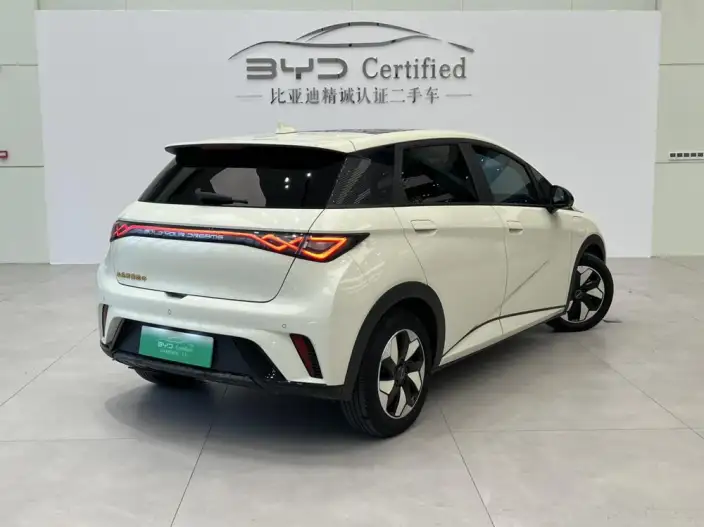 BYD Dolphin 2024 Model Honor Edition 420km Fashion Edition – фото 5