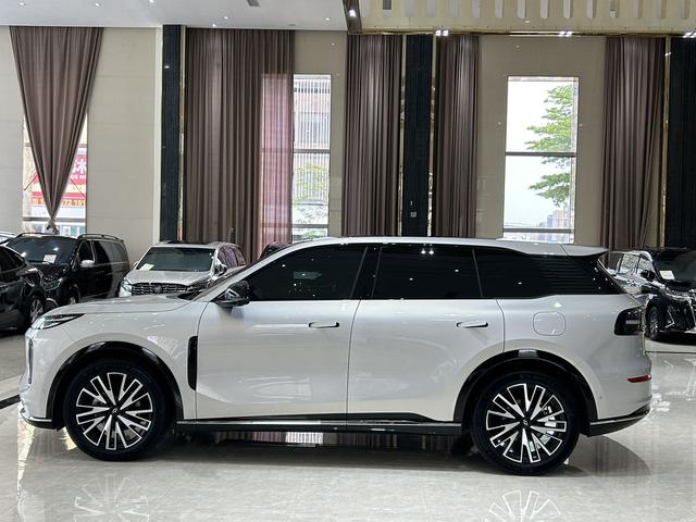 Changan Qiyuan Q07 2025 модификация 215 Flagship PLUS
