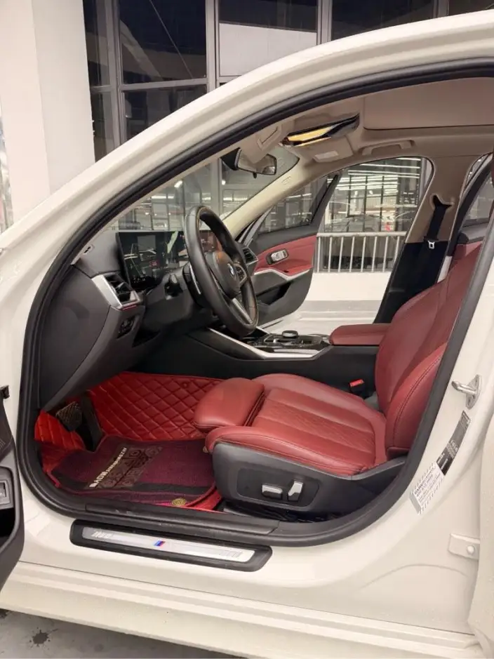BMW 3 Series 2023 Model 325i M Sports Set – фото 10