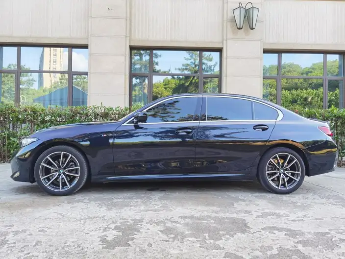 BMW 3 Series 2025 Model 325Li M Sports Set – фото 4