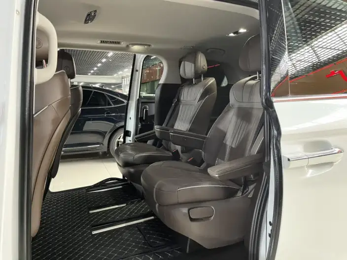 Roewe iMAX8 2023 Model 400TGI Comfort Edition – фото 9