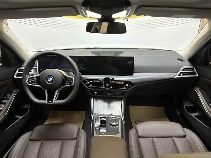 BMW 3 Series 2025 Model 330Li M Sports Night Set – фото 8