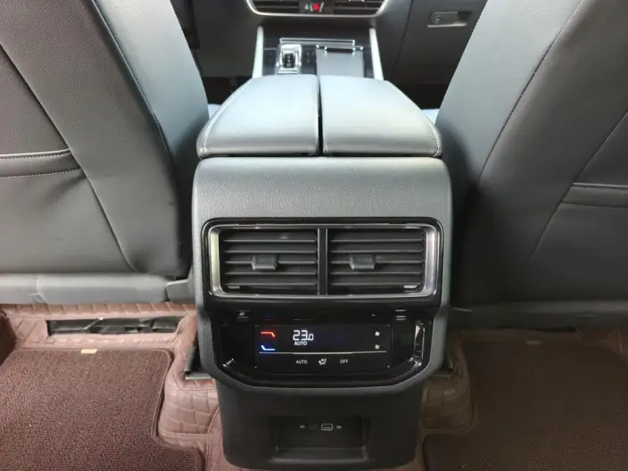 Volkswagen Teramont 2023 Model Facelift 380TSI 4WD Deluxe Edition – фото 10