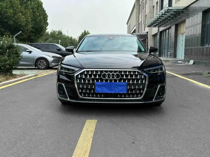 Audi A8 2024 Model A8L 55 TFSI quattro Flagship Model – фото 2