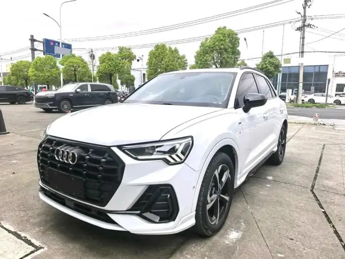 AUDI Q3 2023 Model 35 TFSI Fashion Dynamic Model – фото 1