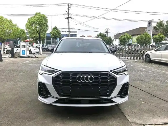 AUDI Q3 2023 Model 35 TFSI Fashion Dynamic Model – фото 2