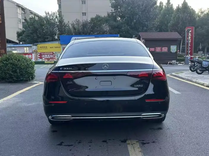 Mercedes-Benz E-Class 2025 Model E 300 L Fashion Model sedan – фото 5