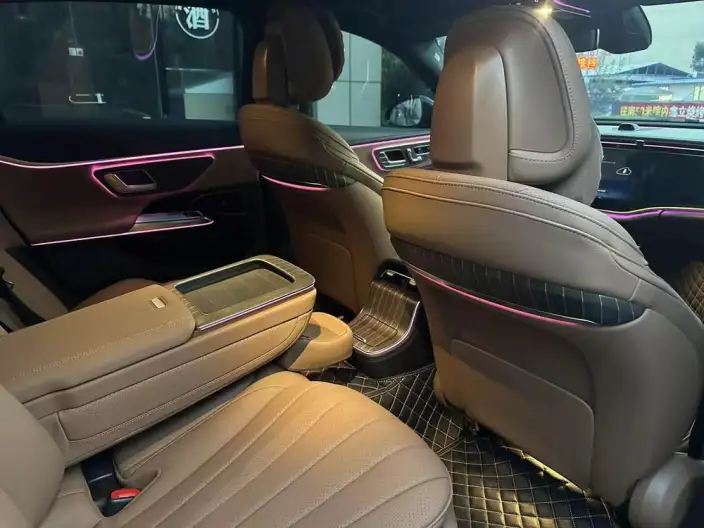 Mercedes-Benz E-Class 2025 Model E 300 L Fashion Model sedan – фото 9