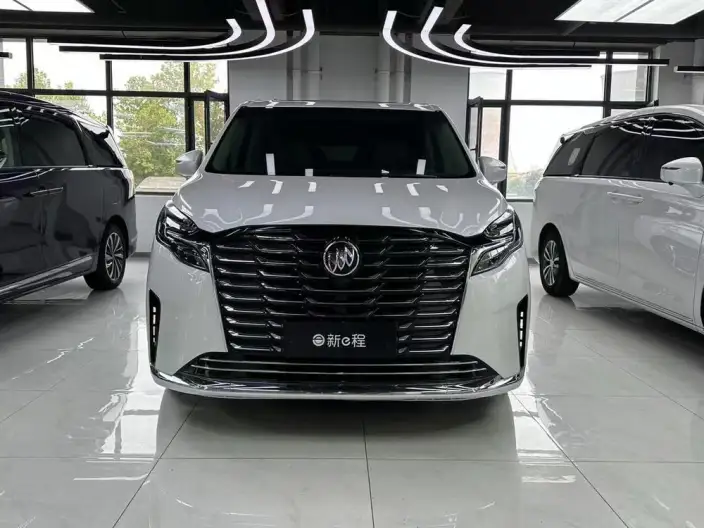 Buick GL8 2023 Model ES Luzun 2.0T Comfort Model – фото 2
