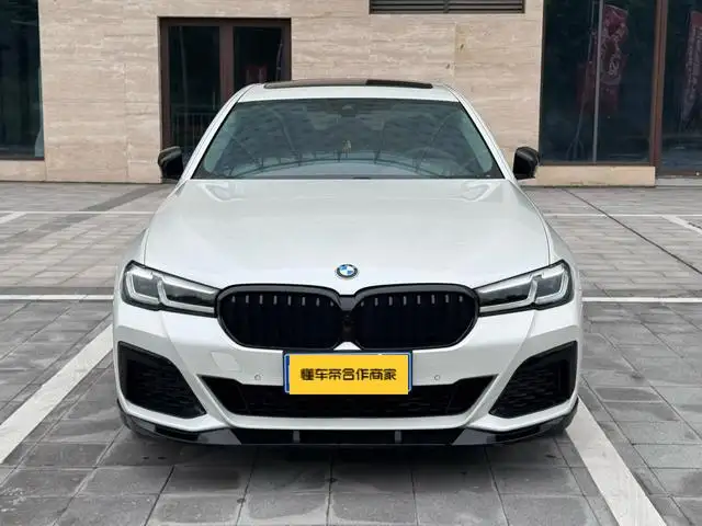 BMW 5 Series 2022 Model Facelift II 530Li Leading Model M Sports Set – фото 2