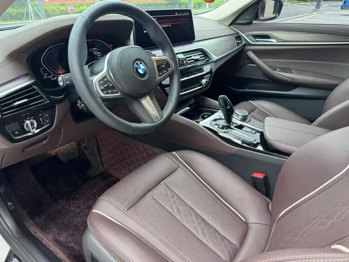 BMW 5 Series 2022 Model Facelift II 530Li Leading Model M Sports Set – фото 8
