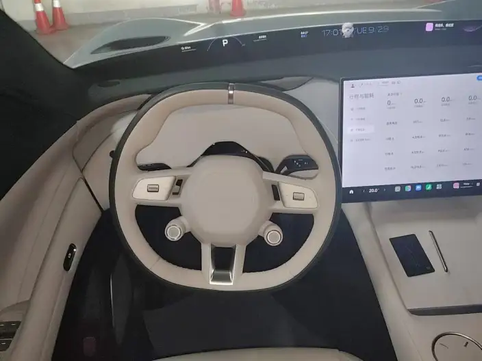 Xiaomi YU7 2025 Model 4WD Max Edition – фото 9