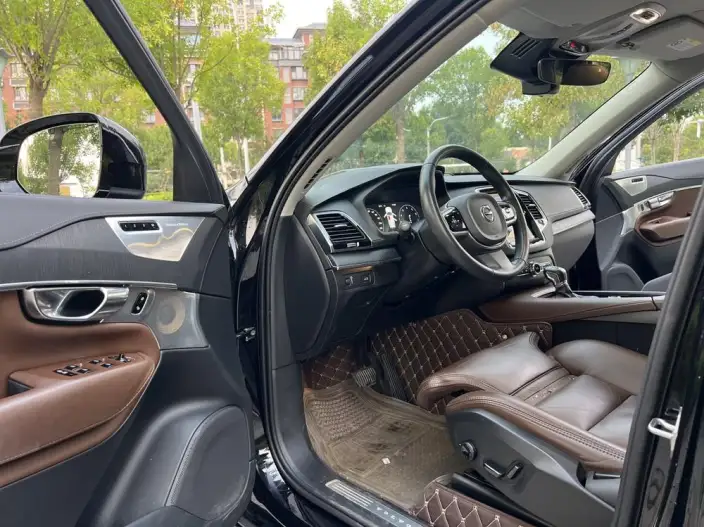 Volvo XC90 2020 Model Facelift T6 4WD Smart Elegance Deluxe Edition 7 seat – фото 9