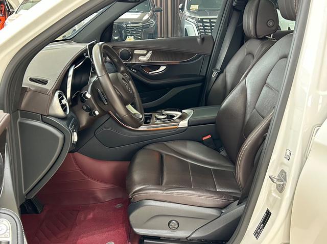 Mercedes-Benz GLC Модель 2018 года комплектация GLC 300 4MATIC Dynamic – фото 5