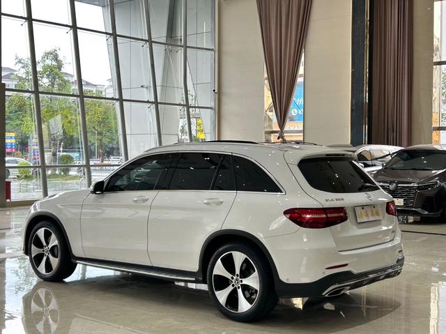Mercedes-Benz GLC Модель 2018 года комплектация GLC 300 4MATIC Dynamic – фото 21