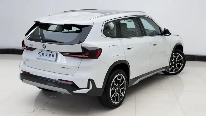 BMW X1 2025 Model sDrive25Li X Design Set – фото 10