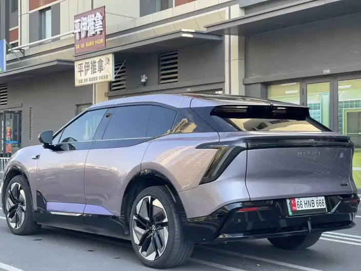 HiPhi HiPhi Y 2023 Model 560km Elite Edition – фото 4