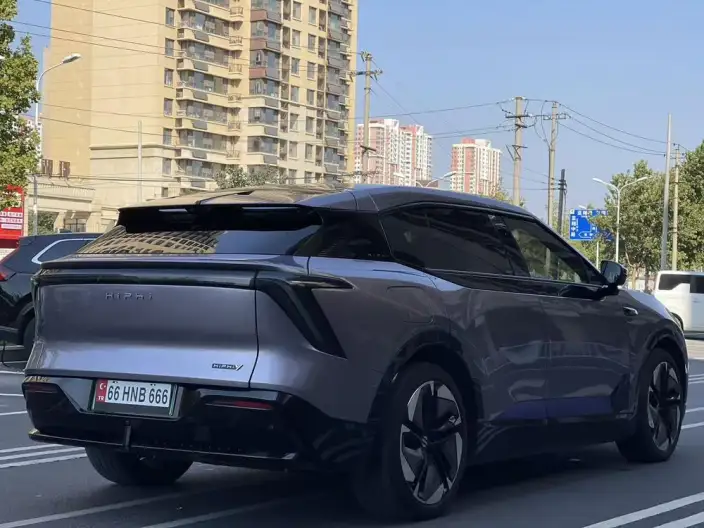 HiPhi HiPhi Y 2023 Model 560km Elite Edition – фото 5