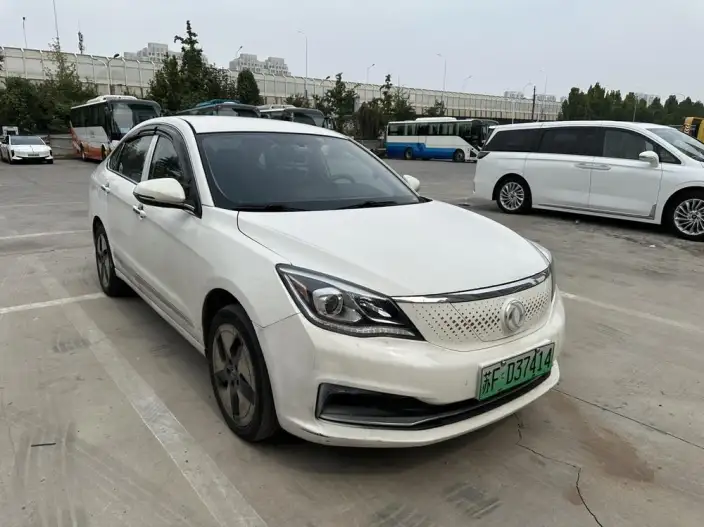 Dongfeng Aeolus E70 2022 Model 500 Chao Xiang Edition