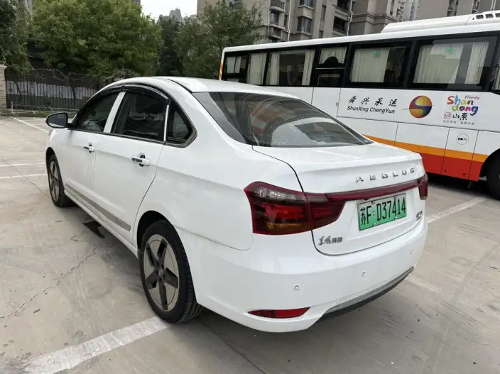 Dongfeng Aeolus E70 2022 Model 500 Chao Xiang Edition