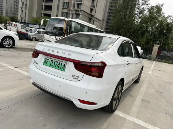 Dongfeng Aeolus E70 2022 Model 500 Chao Xiang Edition – фото 6