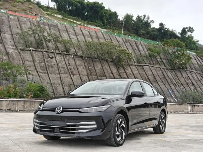 Volkswagen Lavida 2026 Model Pro 1.5L VI Million Edition – фото 1