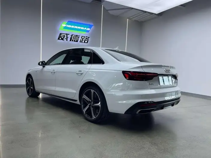 Audi A4 L 2024 Model 40 TFSI Luxury Dynamic Model – фото 5