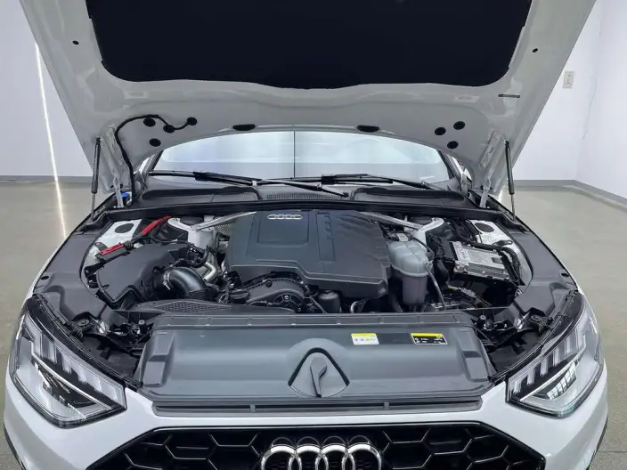 Audi A4 L 2024 Model 40 TFSI Luxury Dynamic Model – фото 9