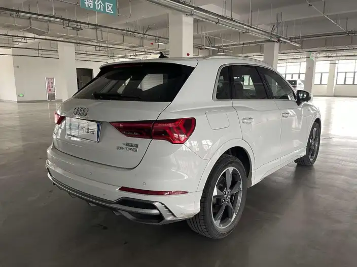 AUDI Q3 2022 Model 35 TFSI Fashion Dynamic Model – фото 6