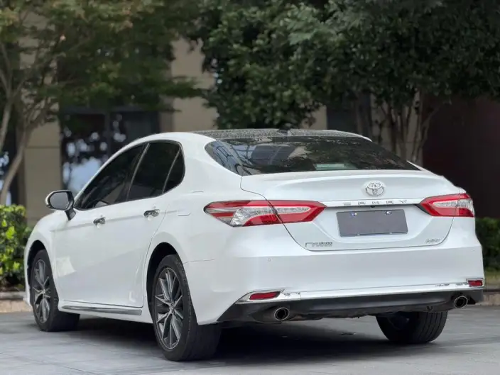 Toyota Camry 2023 Model 2.5G Deluxe Edition – фото 4