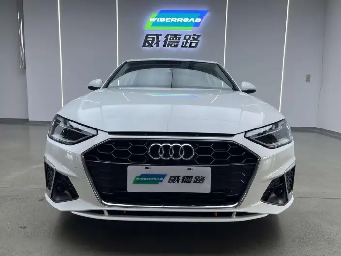 Audi A4 L 2022 Model 40 TFSI Fashion Dynamic Model – фото 2