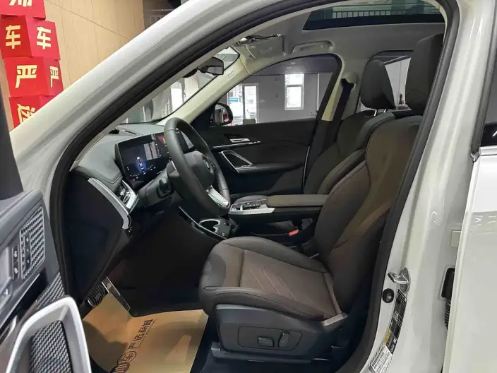 BMW iX 1 2024 Model eDrive25L X Design Set – фото 10