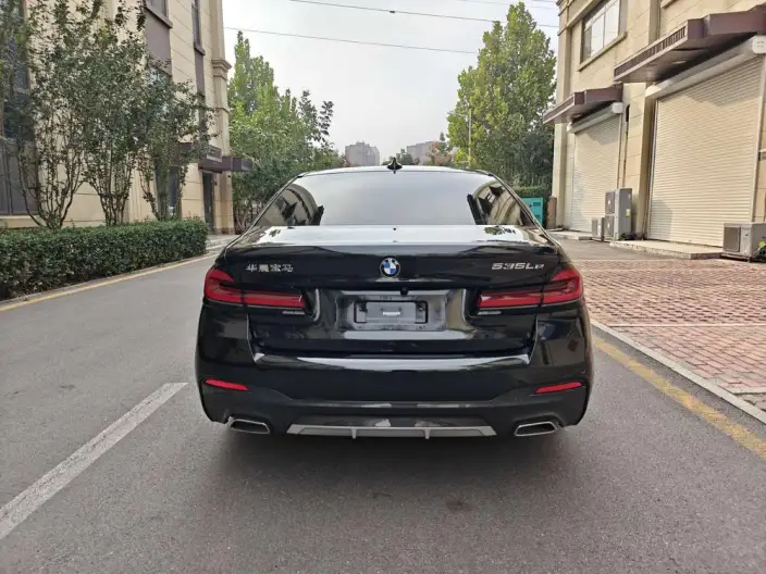 BMW 5 Series PHEV 2021 Model Facelift 535Le M Sports Set – фото 6