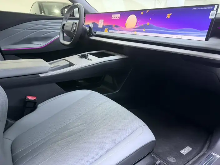 Geely Galaxy E8 2024 Model 550km MAX – фото 7