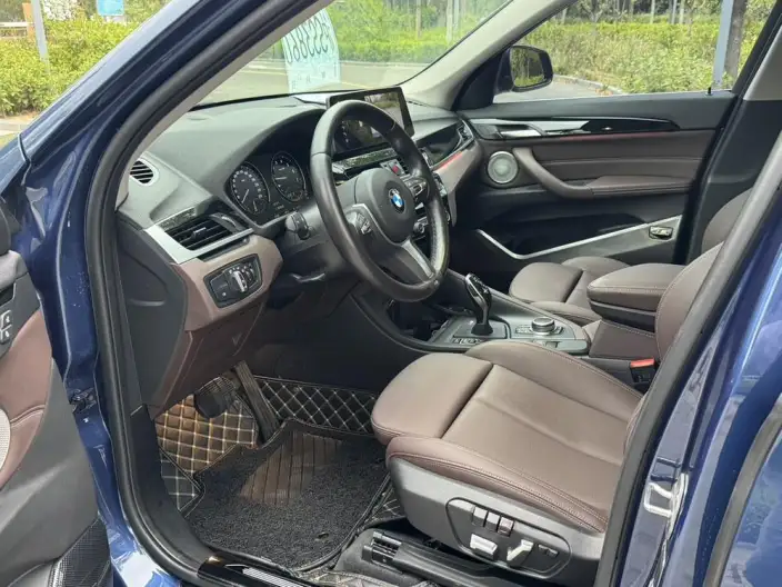 BMW X1 2022 Model sDrive25Li Leading Model – фото 9