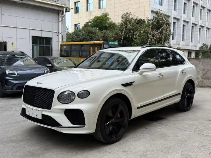 Bentayga 2021 Model 4.0T V8 – фото 1