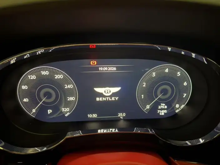 Bentayga 2021 Model 4.0T V8 – фото 7