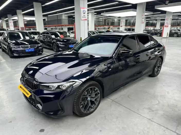 BMW 3 Series 2026 Model 330Li M Sports Night Set – фото 1