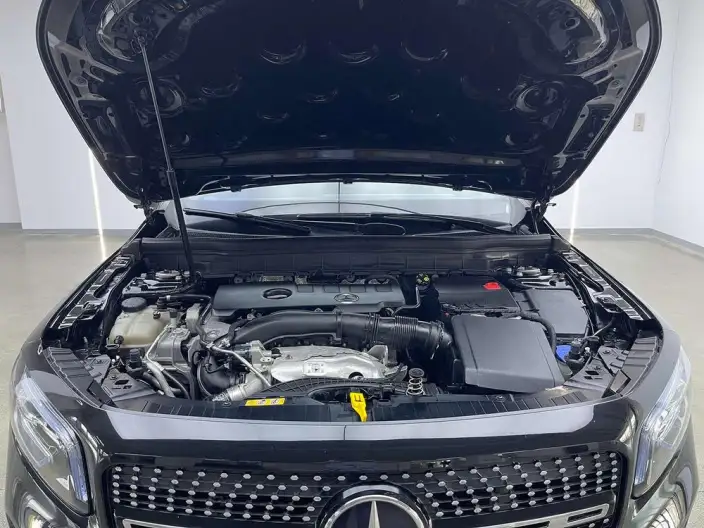 Mercedes-Benz GLB 2022 Model GLB 220 Fashion Model – фото 9
