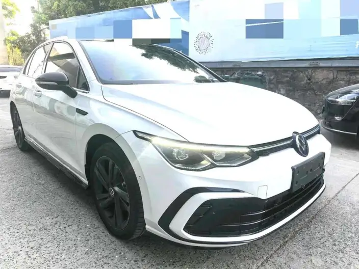 Volkswagen Golf 2023 Model 280TSI DSG R-Line – фото 3