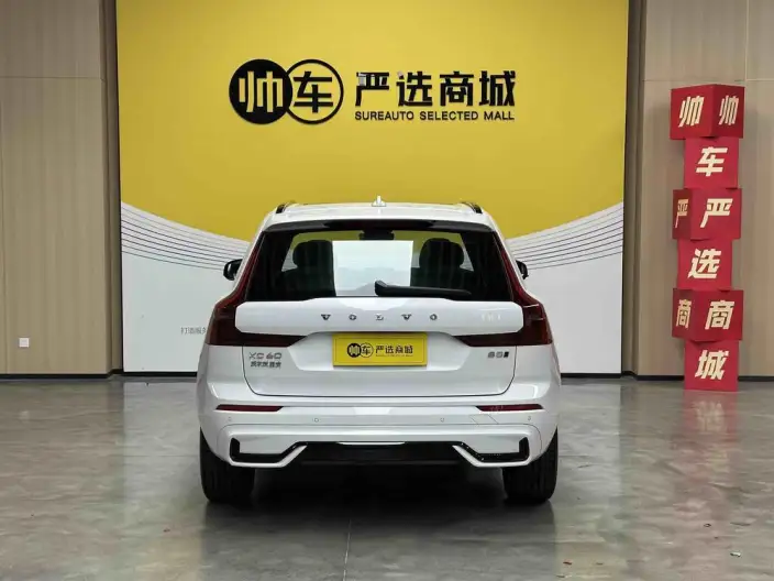 Volvo XC60 2026 Model B5 4WD Smart Range Sports Edition – фото 6