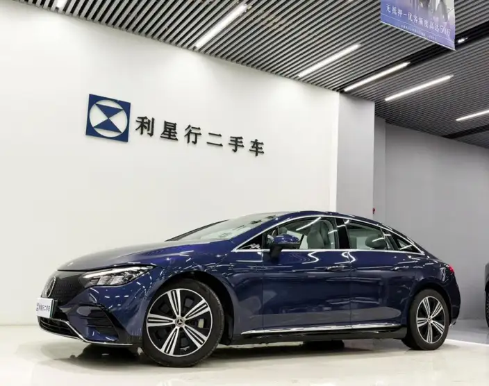 Mercedes-Benz EQE 2025 Model EQE 500 4MATIC Deluxe Edition – фото 1
