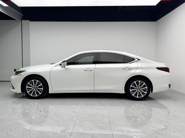 Lexus ES 2021 200 Excellence – фото 4