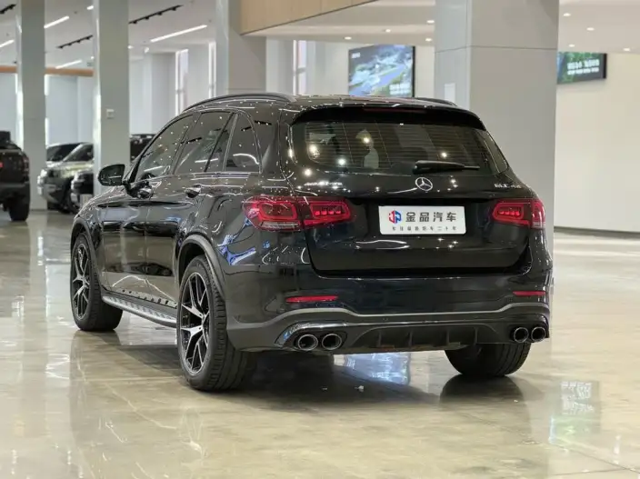 Mercedes-Benz GLC AMG 2022 Model AMG GLC 43 4MATIC – фото 4