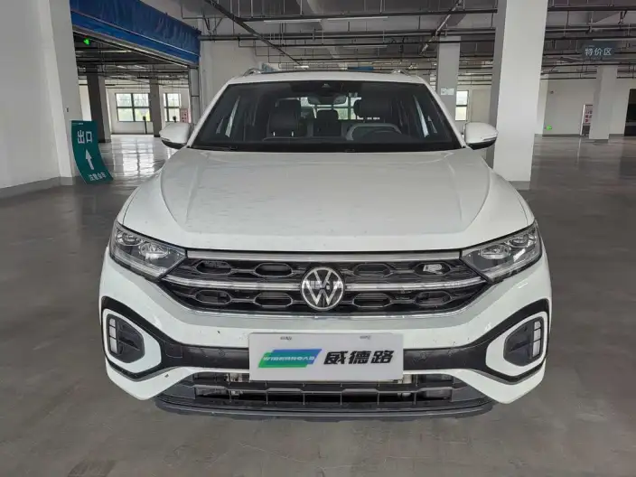 Volkswagen T-Roc 2023 Model 300TSI DSG Chenguang Edition – фото 2